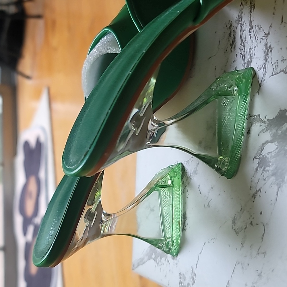 Green sandal heels slip on summer sexy elegant sz 38 US 7.5 - Picture 6 of 6